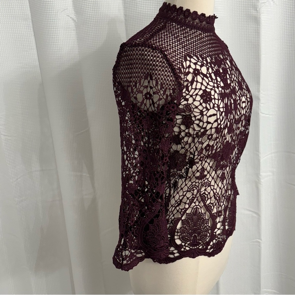 Bold Elements Cut to Curve 3/4 Bell Sleeves Lace Blouse Back Zipper Purple Sz S - Picture 2 of 6